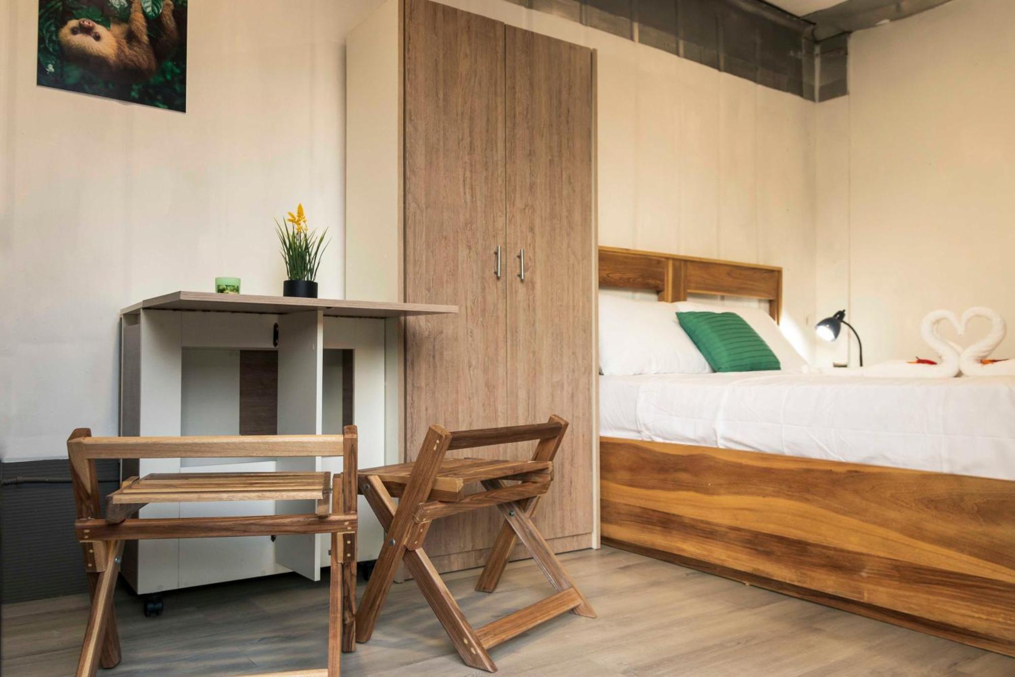 Emi'S Place Container Living Увіта Екстер'єр фото