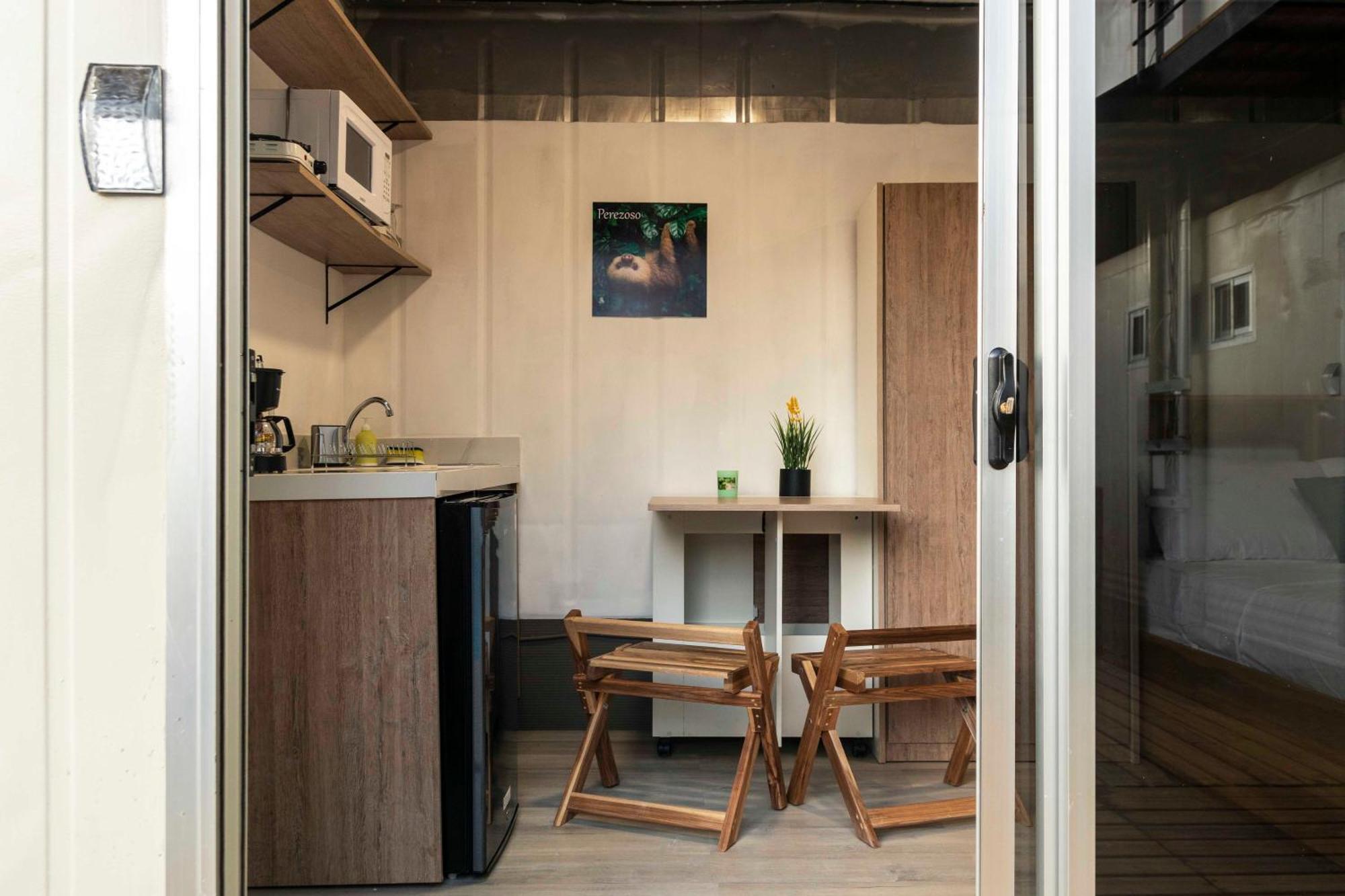 Emi'S Place Container Living Увіта Екстер'єр фото